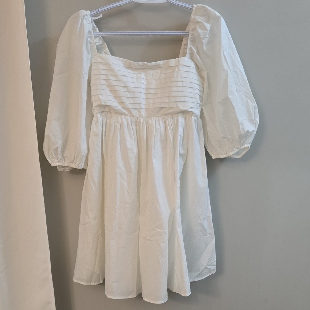 NWT Abercrombie & Fitch White Pleated Top